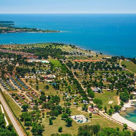 Happy Camp Mobile Homes In Camping Park Umag Karigador Eksteriør bilde